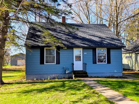 1145 Water St, Cumberland, WI 54829