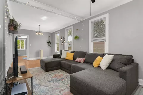 Living - 978 3rd St E, Saint Paul, MN 55106 photo 2 of 4