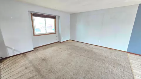 Living - 1012 104th Ave NW, Coon Rapids, MN 55433 photo 2 of 5