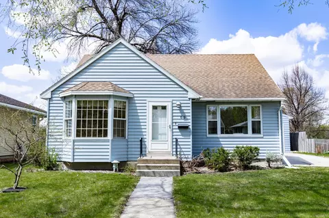 69 18th Ave N, Fargo, ND 58102