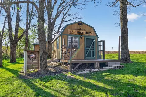 16628 County 14, Spring Valley, MN 55975