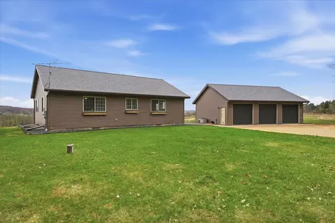 e3521 1170th Avenue, Boyceville, WI 54725