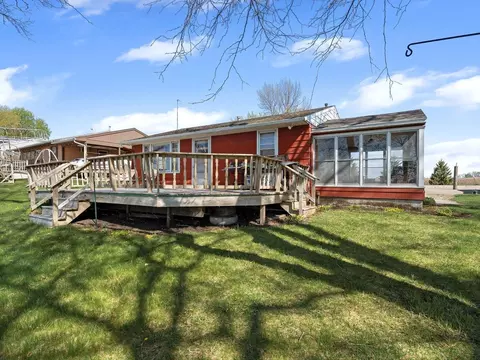 18747 Tetonka Lake Ln N, Waterville, MN 56096