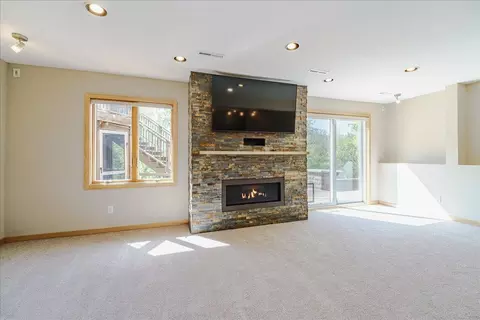 Living - 4112 Havenhill Cir, Eagan, MN 55123 photo 10 of 12