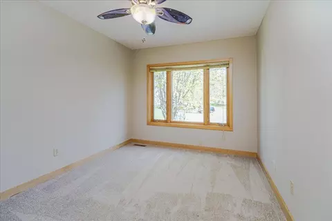 Bedroom - 4112 Havenhill Cir, Eagan, MN 55123 photo 4 of 5
