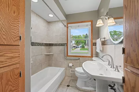 Bath - 2115 W 105th St, Bloomington, MN 55431 photo 1 of 2