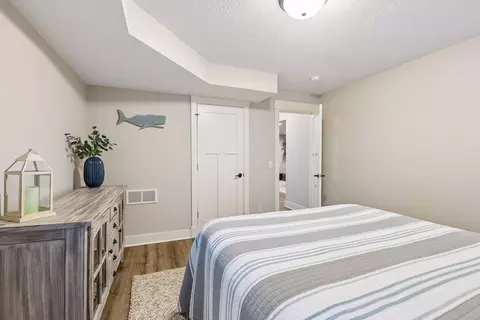 Bedroom - 5910 Ridgewood Rd, Mound, MN 55364 photo 8 of 8
