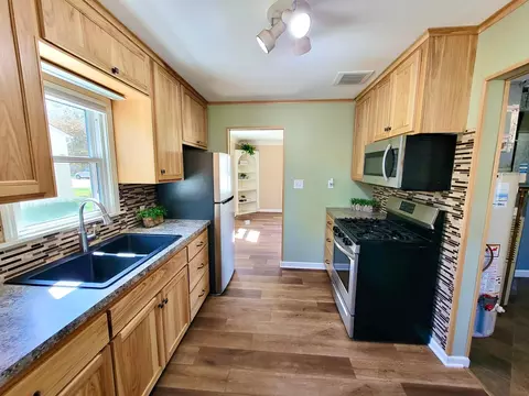 2336 4th Ave, Anoka, MN 55303