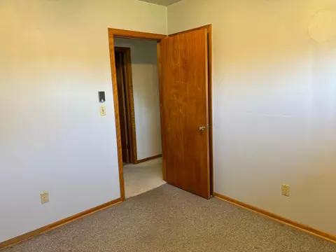 Bedroom - 824 Brown St, Jackson, MN 56143 photo 3 of 5