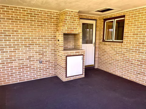 Exterior - 824 Brown St, Jackson, MN 56143 photo 5 of 7