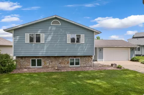 206 Skyline Hts, Wabasha, MN 55981