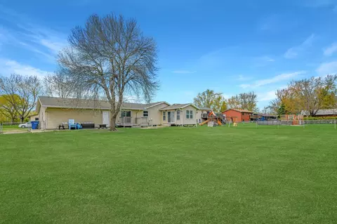 Exterior - 1210 Cypress Rd, Saint Cloud, MN 56303 photo 3 of 4
