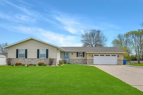 Exterior - 1210 Cypress Rd, Saint Cloud, MN 56303 photo 1 of 4