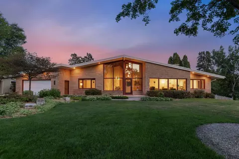 1801 Westwood Hills Dr, Saint Louis Park, MN 55426