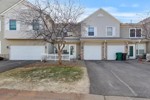 1915 Bluestem Ln, Shoreview, MN 55126