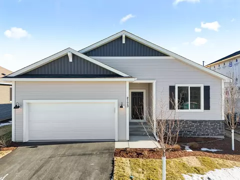 2173 Westpointe Dr, Hastings, MN 55033