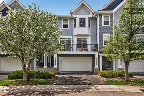 15602 Eagles Nest Way #1402, Apple Valley, MN 55124