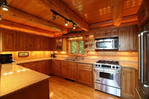 Kitchen - 3819 Dorem Dr, Ely, MN 55731 photo 2 of 2