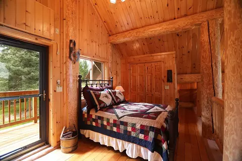 Bedroom - 3819 Dorem Dr, Ely, MN 55731 photo 3 of 6