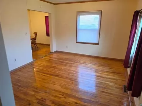 Living - 6519 Polk St, Duluth, MN 55807 photo 1 of 3