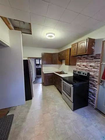 Kitchen - 6519 Polk St, Duluth, MN 55807 photo 1 of 3