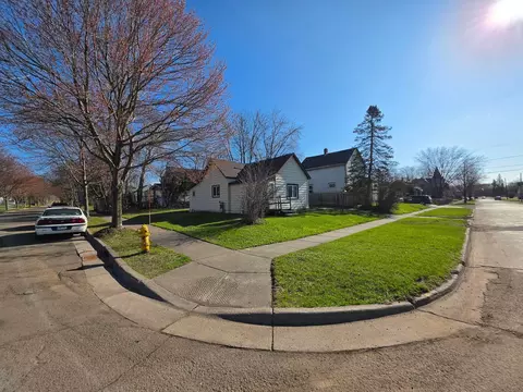 6519 Polk St, Duluth, MN 55807 photo 3