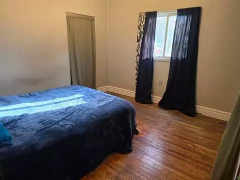 Bedroom - 6519 Polk St, Duluth, MN 55807 photo 1 of 2