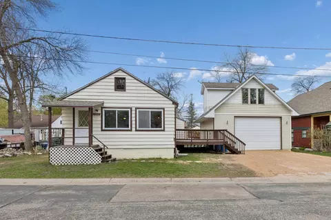 1669 Bluebird Ln, Mound, MN 55364