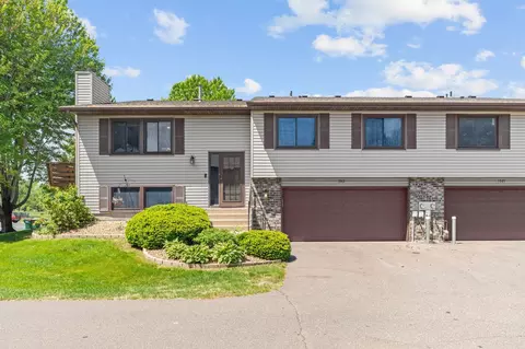 1013 122nd Ave NE, Blaine, MN 55434
