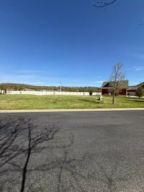 3789 Mayo Lake Rd SW, Rochester, MN 55902