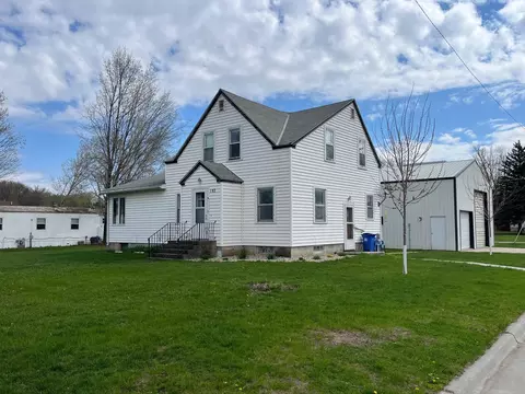 187 3rd St, Dawson, MN 56232