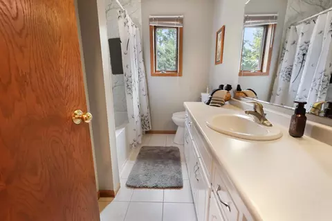 Bath - 11015 Terry Rd, Avon, MN 56310 photo 1 of 2
