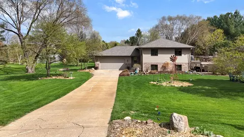 Exterior - 11015 Terry Rd, Avon, MN 56310 photo 2 of 15