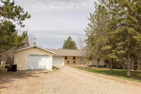 39115 E Blueberry Dr, Menahga, MN 56464