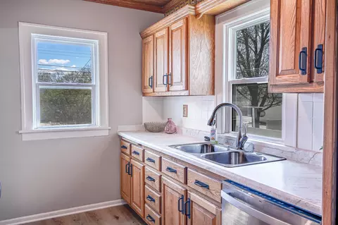 Kitchen - 1032 16th Ave S, Saint Cloud, MN 56301 photo 3 of 4