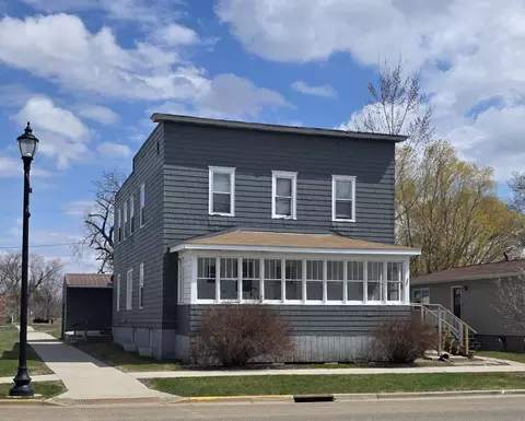 205 3rd Ave SE, Valley City, ND 58072