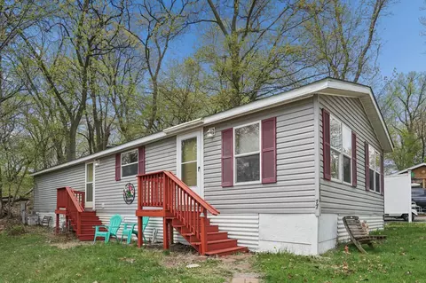 13672 Campfire Cir, South Haven, MN 55382