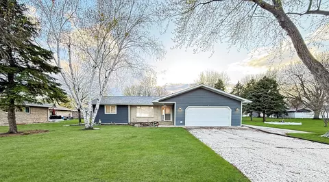 111 Buckeye Dr, Montevideo, MN 56265