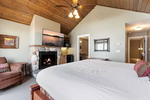 6946 Beach View Ln NW #215-4 TRAPPERS LANDING LODGE, Walker, MN 56484 photo 26