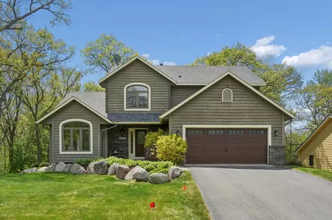 12054 Gantry Ln, Apple Valley, MN 55124