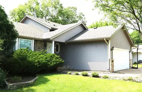 9136 Georgia Ave N, Brooklyn Park, MN 55445
