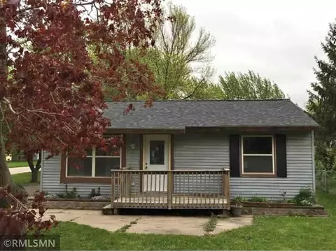 653 N 2nd St, New Richmond, WI 54017