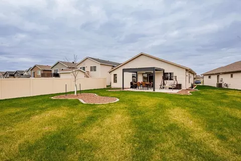 Exterior - 3321 Maple Leaf Loop S, Fargo, ND 58104 photo 11 of 11