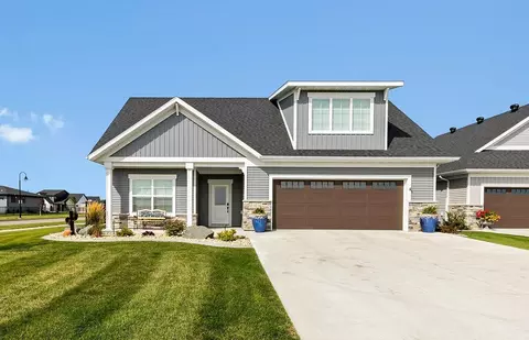 5716 Wildflower Dr S, Fargo, ND 58104