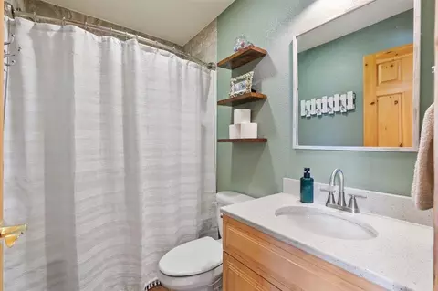 Bath - 7367 Hunter Cir, Brainerd, MN 56401 photo 3 of 4