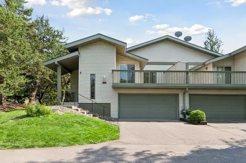 9521 Hartford Cir, Eden Prairie, MN 55347