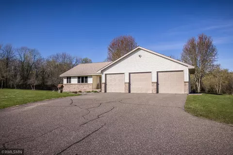 574 250th St, Woodville, WI 54028