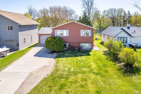 1224 N Marien St, Fergus Falls, MN 56537