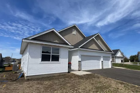 2140 Violet Ln, Faribault, MN 55021 photo 1