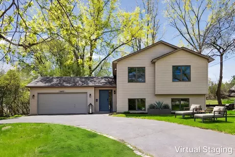 1610 Burns Ave, Saint Paul, MN 55106